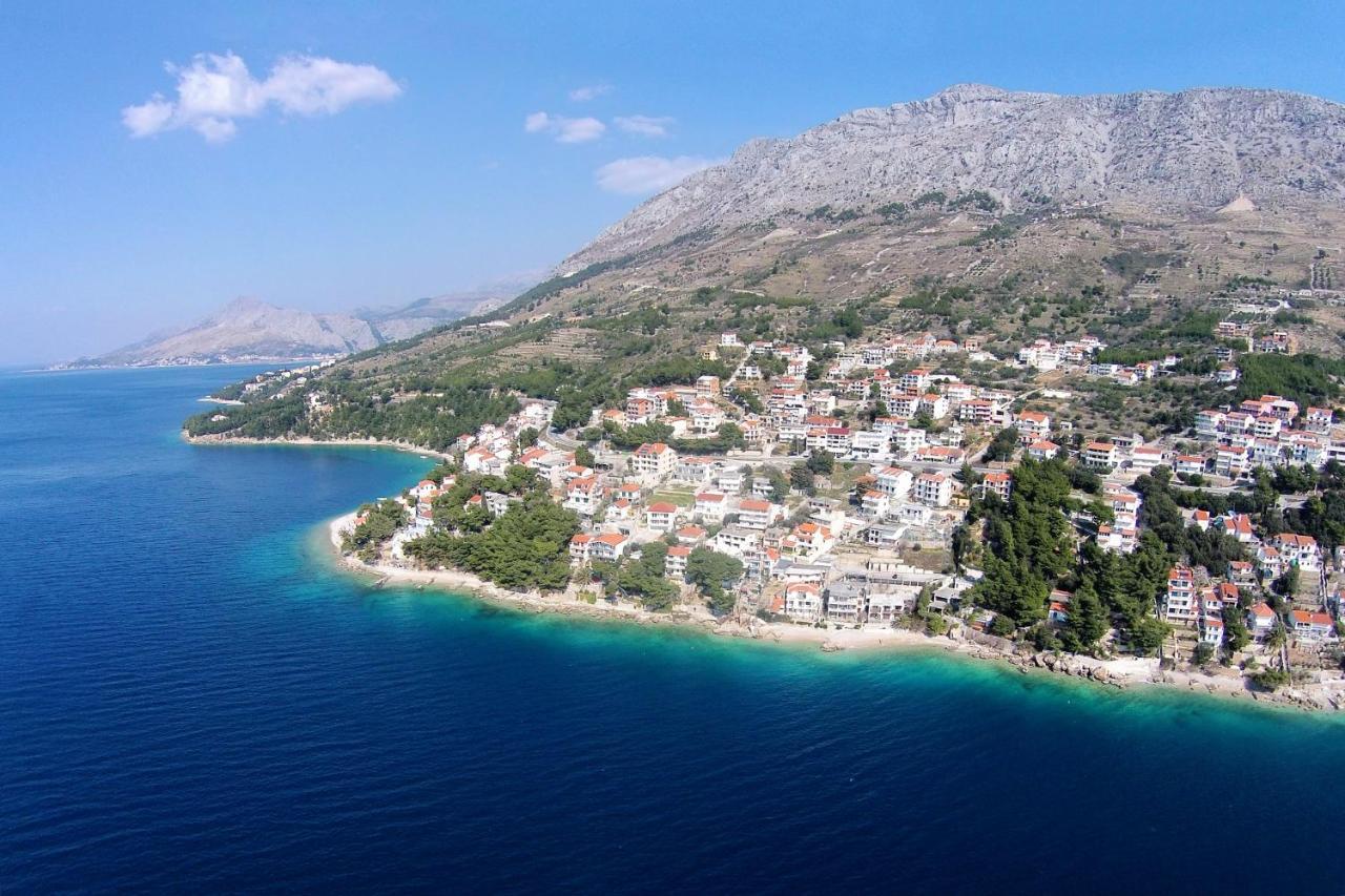 Apartments By The Sea Stanici, Omis - 1031 Tice Екстер'єр фото